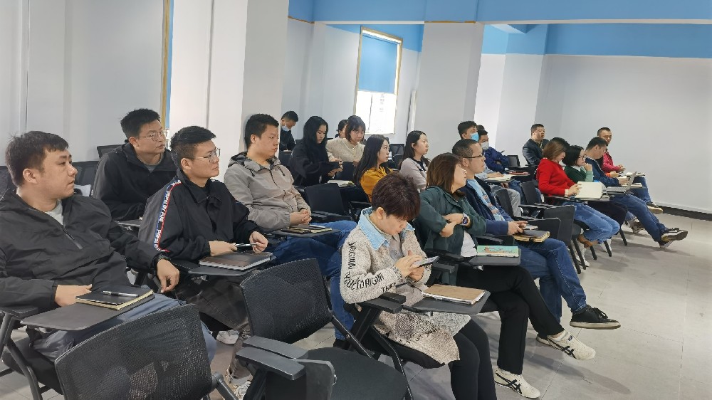 搏擊市場，贏在未來丨新浪潮第二期銷售技巧培訓如期開展